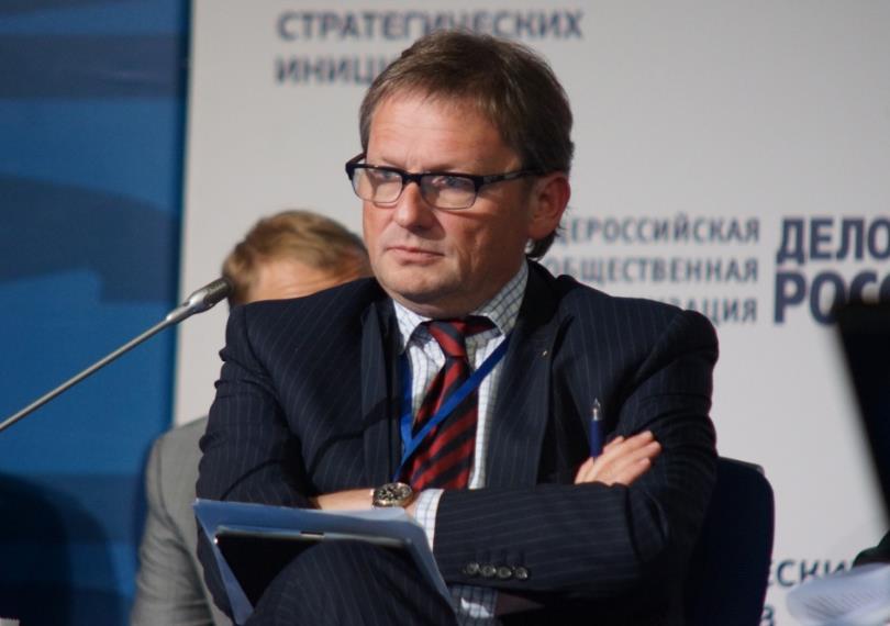 Рабочая группа Бориса Титова предложила пересмотреть размер взносов работодателей в фонд ОМС