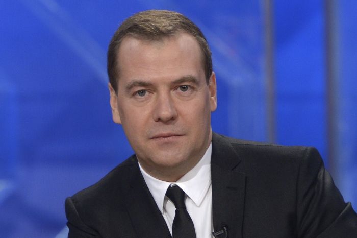 Дмитрий Медведев поручил Татьяне Голиковой обеспечить финансовое стимулирование медиков за выявление рака