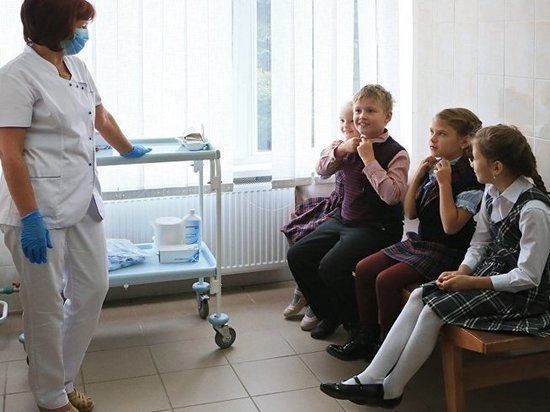 Школа без врача: за свою работу школьные медики не получают трудовой стаж