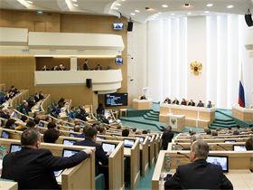 Совет Федерации предложил ужесточить контроль за системой ОМС